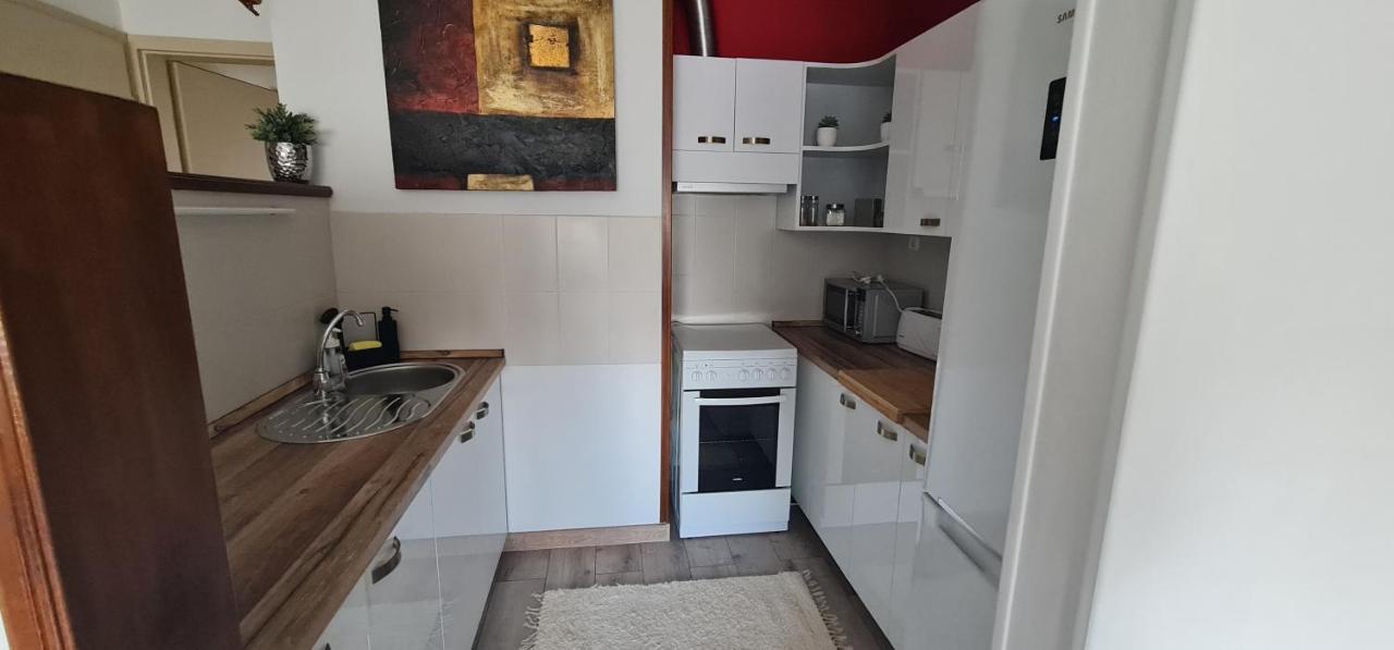 ザラエゲルセグYbs Apartmanアパートメント エクステリア 写真